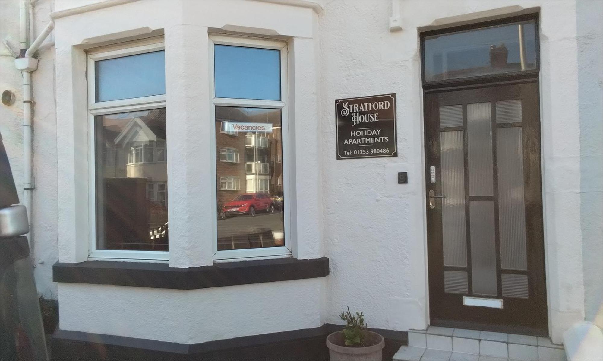 Stratford House Holiday Apartments, Blackpool